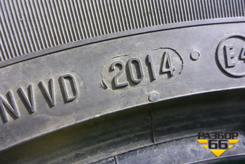 Шина Continental ContiIceContact 4x4 101T 235/50 R18 ( Шипы)