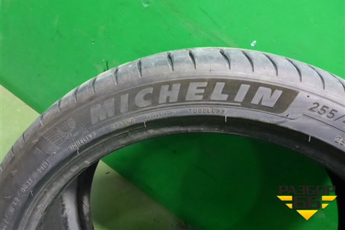 Шина Michelin Pilot Sport 4 101Y 225/40 R20 (Лето)
