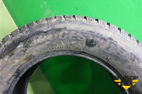 Шина Bridgestone Blizzak DM-V2 108S 235/65 R17 (Зима)