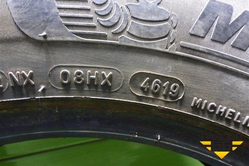 Шина  185/65 R15 (Зима Шипы) (MichelinXIceNorth4) (MICHELINXICENORTH4)