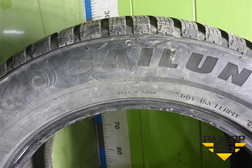 Шина  255/55 R18 (Зима Шипы) ( Sailun ICE Blazer WST3)