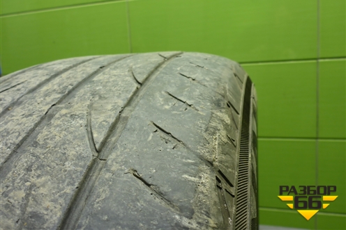 Шина  215/55 R17 (Лето) (YokohamaAdvanFlevaV701) (YOKOHAMAADVANFLEVAV701)