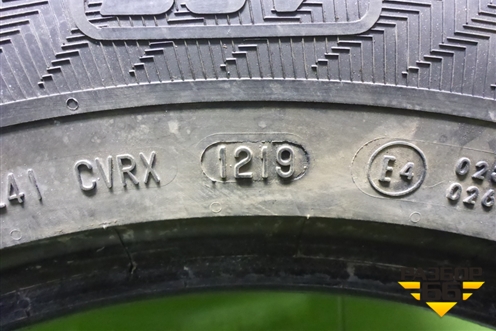Шина  225/60 R17 (Зима Шипы) (GislavedNordFrost200TXL) (GISLAVEDNORDFROST200TXL)