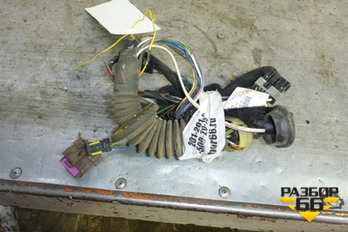 Проводка двери передней правой для Peugeot 307 с 2001-2007г