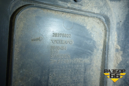 Накладка внутренняя (салонная под торпедо) (20372203) для Volvo  TRUCK FH с 2002-2008г