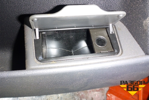 Обшивка двери задней левой под электрику (под AIRBAG) для BMW X3 E83 с 2004-2010г