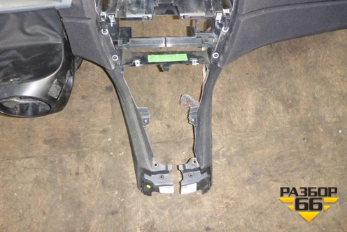 Торпедо под AIR BAG без AIR BAG для BMW X3 E83 с 2004-2010г
