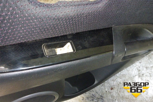 Обшивка двери задней правой под электрику (седан) для Mazda Mazda 3 (BK) с 2003-2009г 