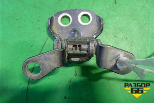 Петля двери задней левой нижняя для Ford Fiesta с 2001-2008г
