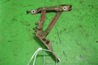 Петля крышки багажника левая для Mazda Mazda 3 (BK) с 2003-2009г