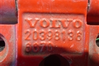Петля двери правой верхняя  (20398136) для Volvo  TRUCK FH с 2008-2013г