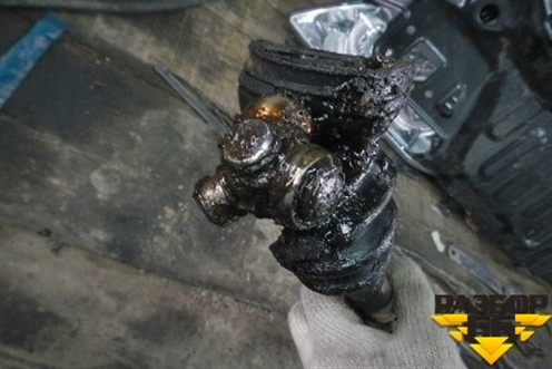 Привод передний правый (1.4л CR14 АКПП) для Nissan Note (Е11) с 2005-2013г