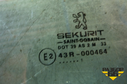 Стекло двери задней правой для Peugeot 206 с1998г