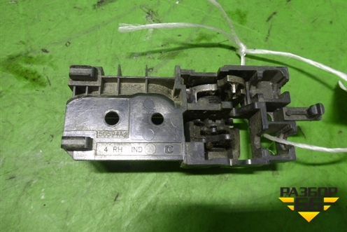 Ручка внутренняя двери передней правой для Toyota Avensis с 2003-2009г (Авенсис)