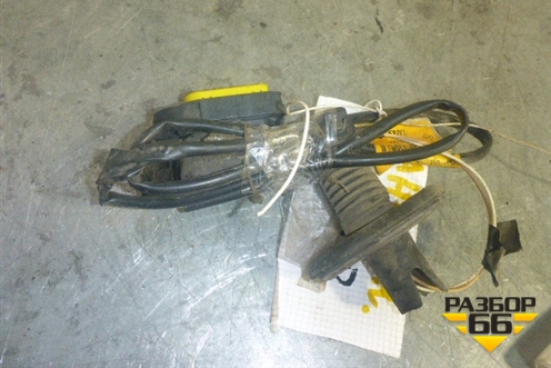 Проводка двери передней правой для Renault Kangoo с 2003-2007г