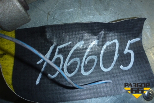 Кронштейн компрессора кондиционера (с роликом) для Audi A6 (C5) с 1997-2005г