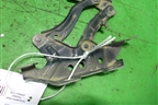 Петля капота левая (A1698800128) для Mercedes Benz A140/160 W169 с 2004-2012г