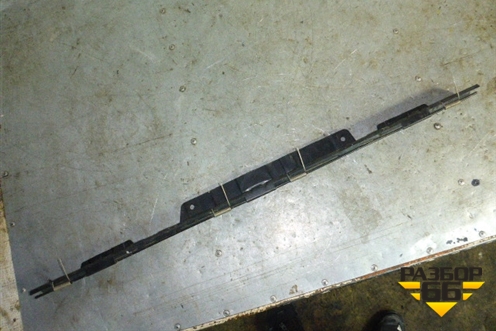 Накладка внутренняя (задней панели) для Land Rover Range Rover 3 с 2002-2012г (Вог)