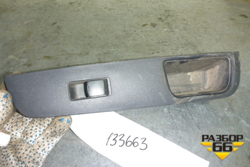 Кнопка стеклоподъёмника для Nissan Tiida (C11X) с 2004-2013г
