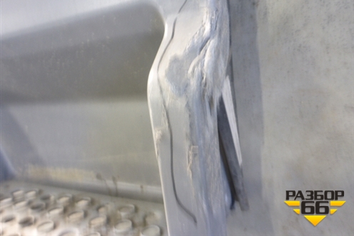 Корпус подножки правой (верхний) (A9436663901) для Mercedes Benz  TRUCK Actros MP2 с 2002-2008г