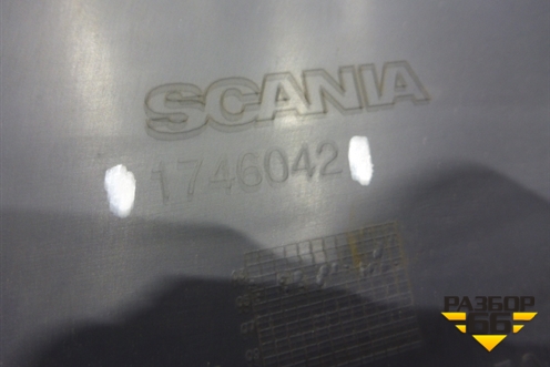 Обшивка стойки центральная левая (1746042) для Scania 5 R Series с 2004-2016г
