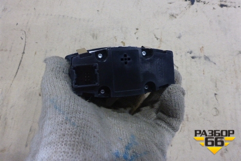 Модуль управления света фар (без передних ПТФ) (BM5T13A024GD) для Ford Focus 3 с 2011г