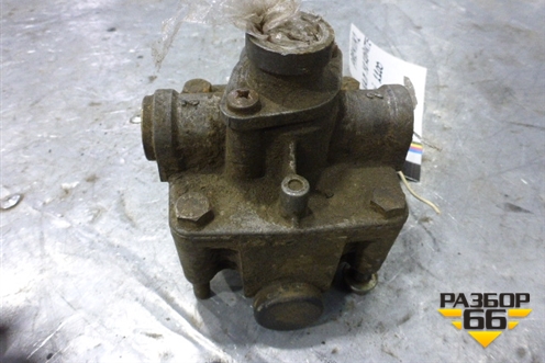Клапан ускорительный (5010588270) для Renault  TRUCK Premium 2 с 2005-2013г