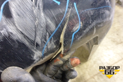 Бампер задний (до 2015г под парктроник) (5215960260) для Toyota Land Cruiser (200) с 2008г (Ленд Крузер)