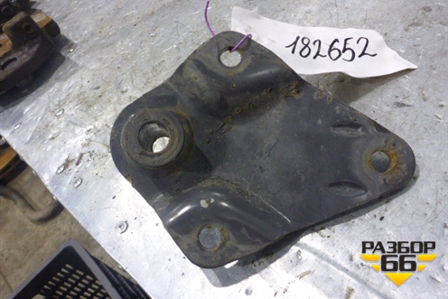 Кронштейн крепления цилиндра подъёма кабины для Volvo TRUCK FH с 2008-2013г (ФШ)