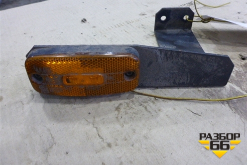 Габарит передний (с кронштейном) для Renault  TRUCK Premium 2 с 2005-2013г