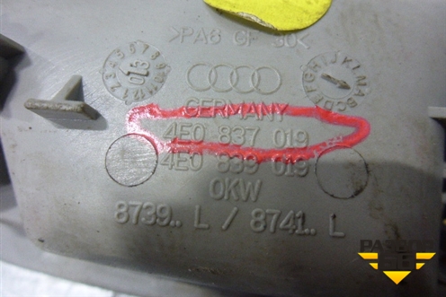 Ручка внутренняя двери задней левой (4E0837019) для Audi A8 с 2002-2010г