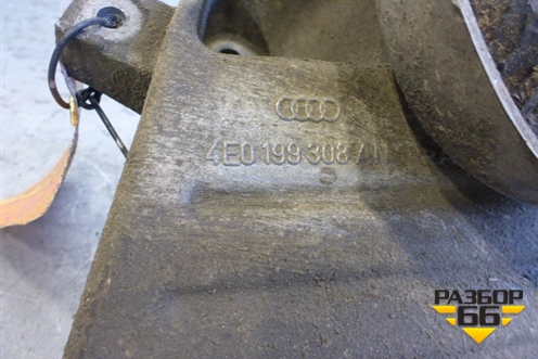 Кронштейн двигателя правый (4E0199308AN) для Audi A8 с 2002-2010г