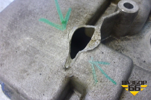 Крышка головки блока клапанная (1.4л МКПП CR14) для Nissan Note (Е11) с 2005-2013г