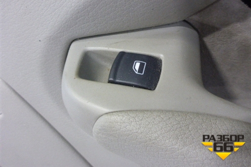Обшивка двери задней правой под электрику (LONG) для Audi A8 с 2002-2010г