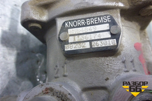 Кран тормозной главный (1136174) для Volvo  TRUCK FH с 2002-2008г