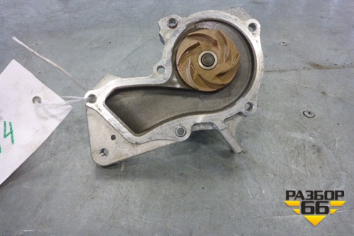 Насос водяной помпа (1.6л SHDA) для Ford Focus 2 с 2005-2008г