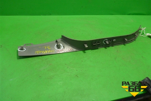 Накладка порога внутренняя заднего левого (8200084332) для Renault Scenic с 2003-2009г