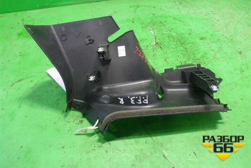 Обшивка стойки задняя нижняя правая (седан) (BM51F613C46ACW) для Ford Focus 3 с 2011г
