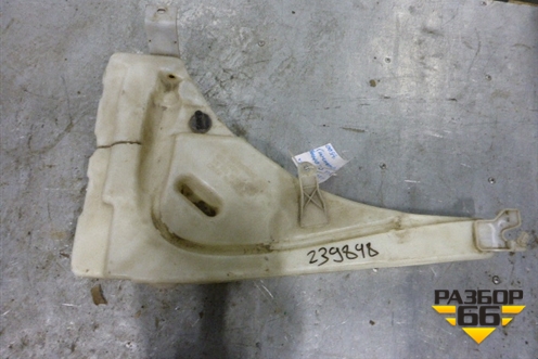 Бачок омывателя лобового стекла (7L0955453DE) для Volkswagen Touareg c 2002-2010г