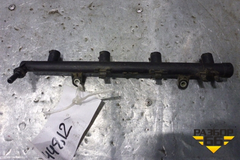 Рейка топливная рампа (1.6л) (8200135504) для Renault Megane 2 с 2002-2009г