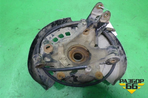 Кулак задний правый для Volkswagen Touareg c 2002-2010г