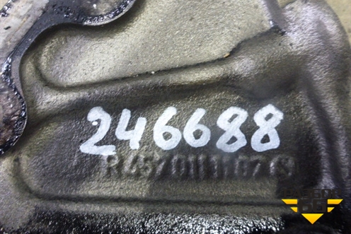 Крышка двигателя передняя (нижняя OM457LA) (A4570111107) для Mercedes Benz  TRUCK Axor 2 с 2004г