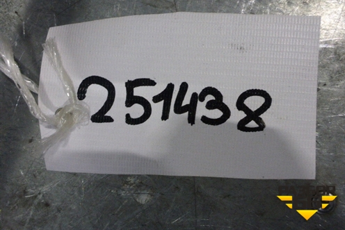 Накладка двери задней правой (на рамку) (7570350050) для Lexus LS-460 с 2006г