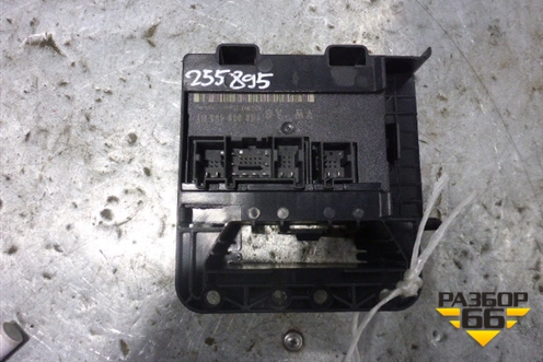 Блок комфорта (1K0959433BT) для Volkswagen Jetta с 2005-2011г