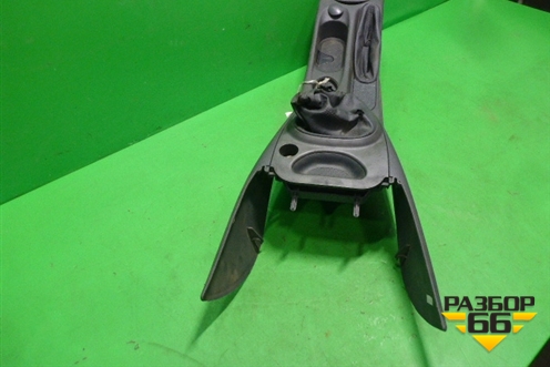 Консоль (9632613977) для Citroen C5 с 2005-2008г