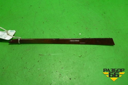 Накладка на торпедо (правая) (7L5867086B) для Porsche Cayenne с 2003-2010г (Каен)