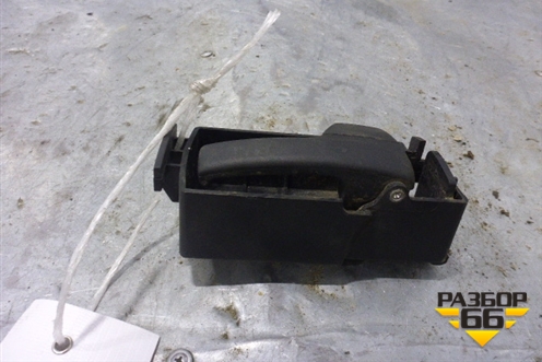 Ручка внутренняя двери передней правой (2T14V266A62) для Ford Transit Connect c 2002г