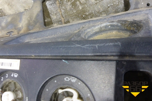 Торпедо  (центральная верхняя часть) (A9416800406) для Mercedes Benz  TRUCK Actros I с 1996-2002г