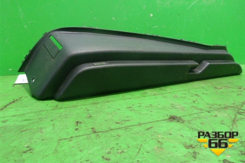 Держатель задней полки правый для Mazda Mazda 3 (BK) с 2003-2009г 