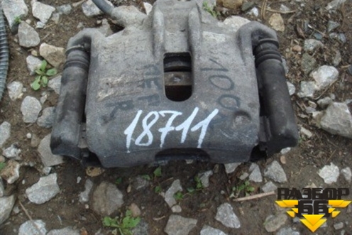 Суппорт передний правый для Peugeot 1007 с 2005г